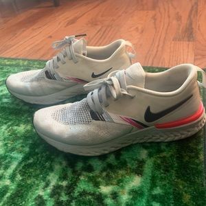 Nike Odyssey React Shoes